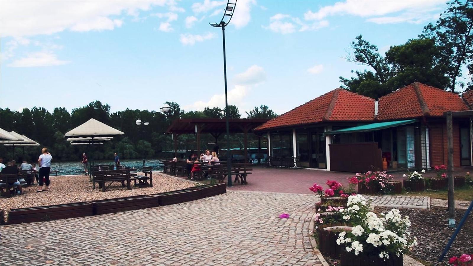 Hotel Marina Oasa Grocka 외부 사진