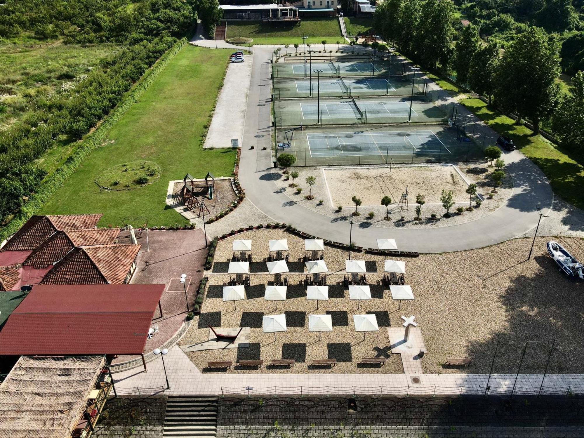 Hotel Marina Oasa Grocka 외부 사진